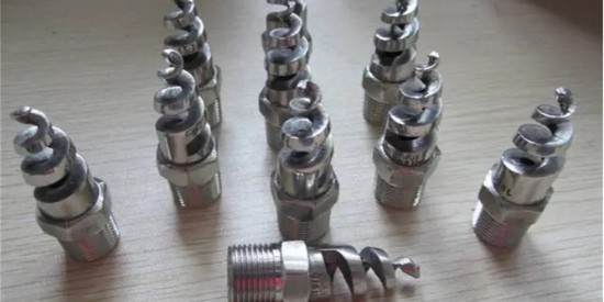 關於使用不鏽（xiù）鋼專（zhuān）用清洗劑去除常（cháng）見的幾種髒汙