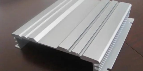 你知道哪裏有鋁合（hé）金陽（yáng）極氧化退（tuì）鍍液嗎？