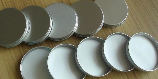 金屬件蠟垢使用拋光蠟清洗劑的具體（tǐ）步驟