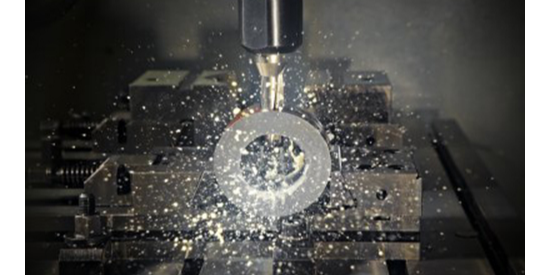 供（gòng）應（yīng）用於（yú）金屬、玻璃、電子元件等表麵（miàn）處（chù）理前後的清洗水基金屬清洗劑