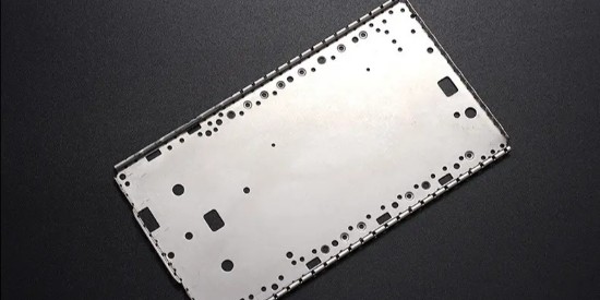 手機中框怎麽噴砂（shā）處理，就找鋁材打砂劑（jì）藥水