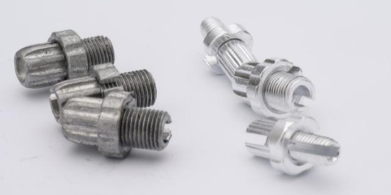 看合金除（chú）油（yóu）粉如何快速（sù）解決合金上的油汙殘留