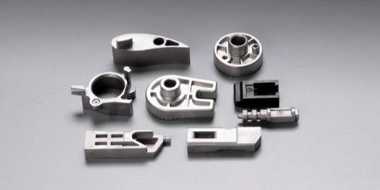 工（gōng）業生產中汽（qì）車零部件油汙清洗劑的使用