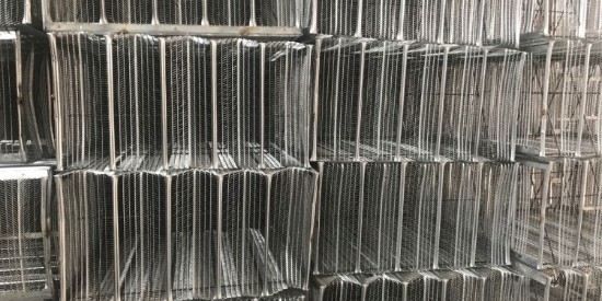 選擇（zé）水基鋼（gāng）網（wǎng）清洗劑不僅不殘留，使用更安全