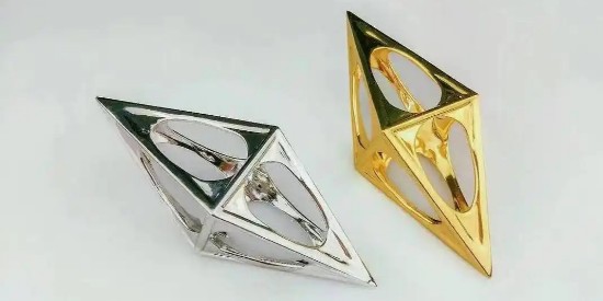 關於電鍍（dù）後脫水（shuǐ）劑在金屬零部件中的作用