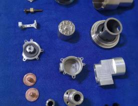 零（líng）件 (13)